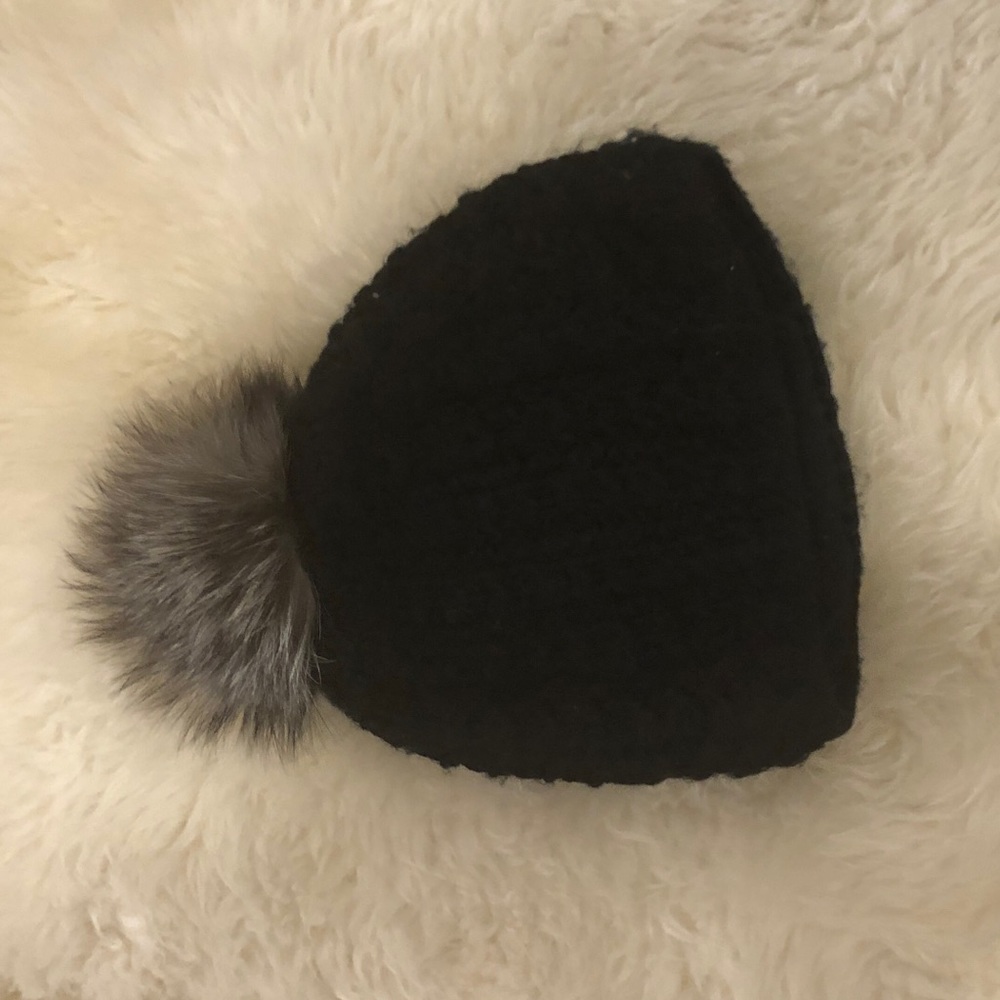 Real fur Pom hat